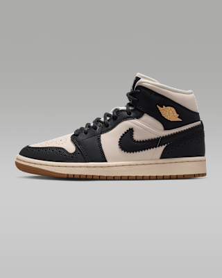 WMNS+AIR+JORDAN+1+MID+SE.png